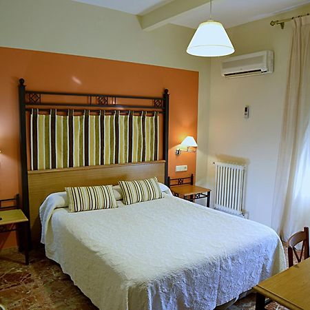 Hotel Mercedes 아랑페즈 외부 사진